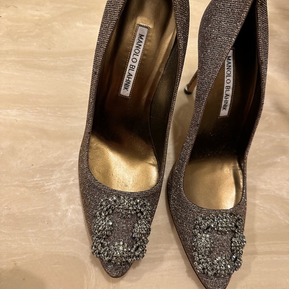 Manolo Blahnik Silver Embellished Pumps - Picture 3 of 11